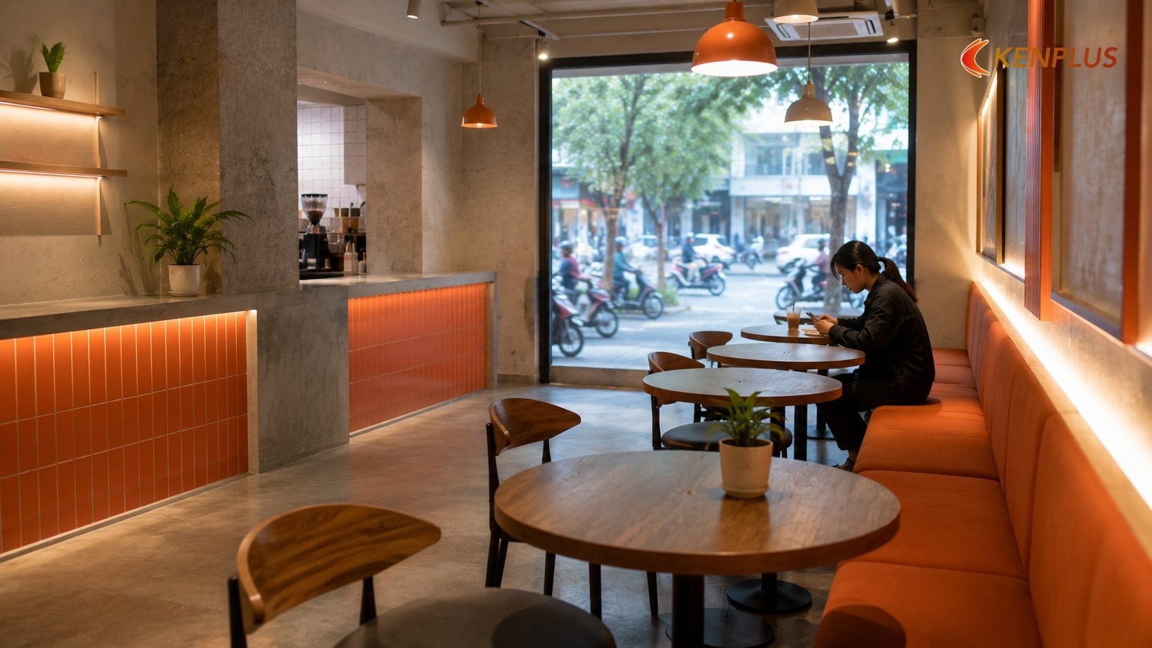 Áp lực cạnh tranh và vòng đời ngắn của các mô hình mới — Thị trường F&B nhỏ lẻ tại các quận trung tâm Hà Nội đang dịch…