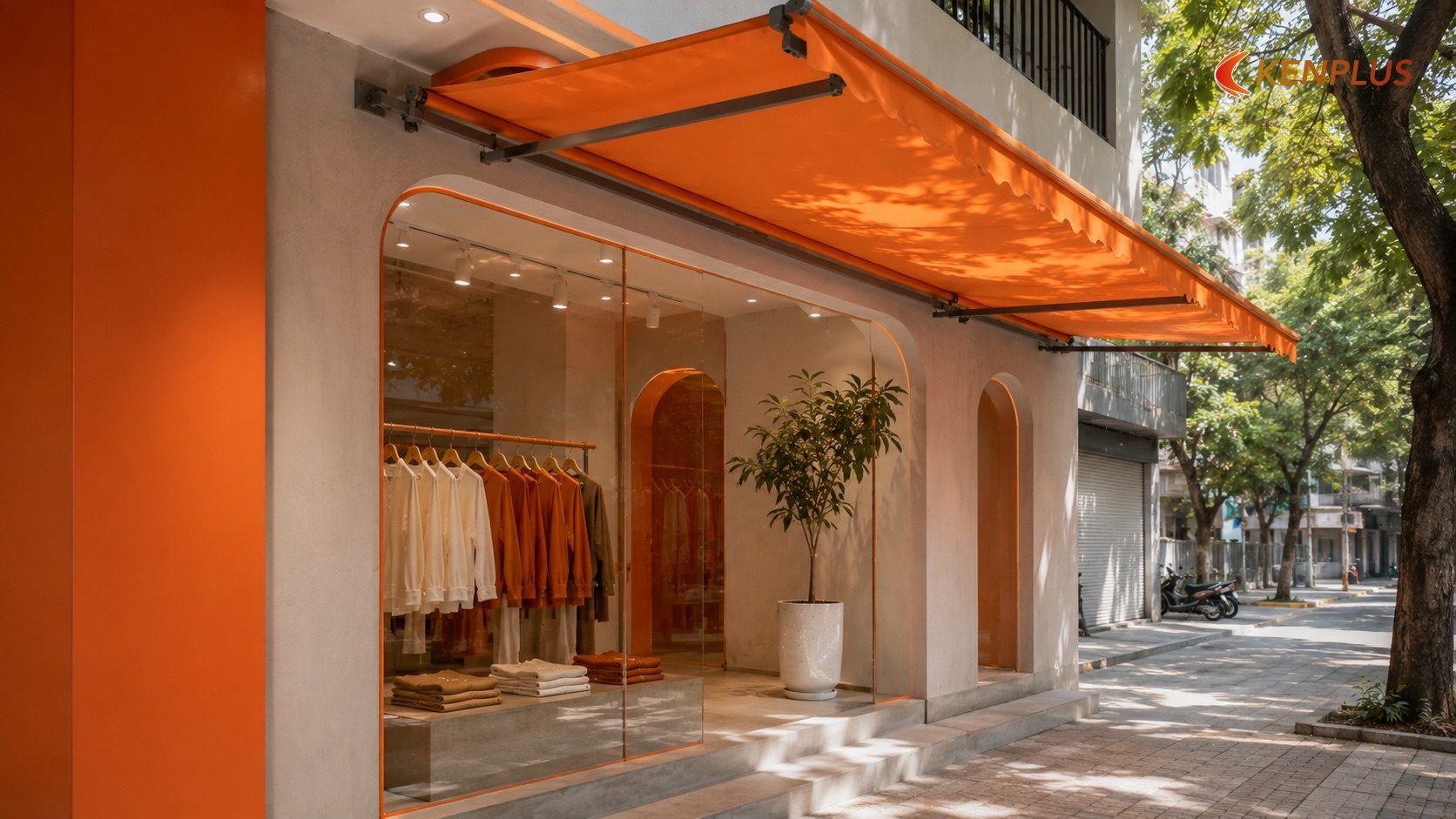 Xử lý mái hiên và che nắng mặt tiền — Thiết kế cửa hàng mùa hè: giải pháp chống nóng cho shop mặt phố