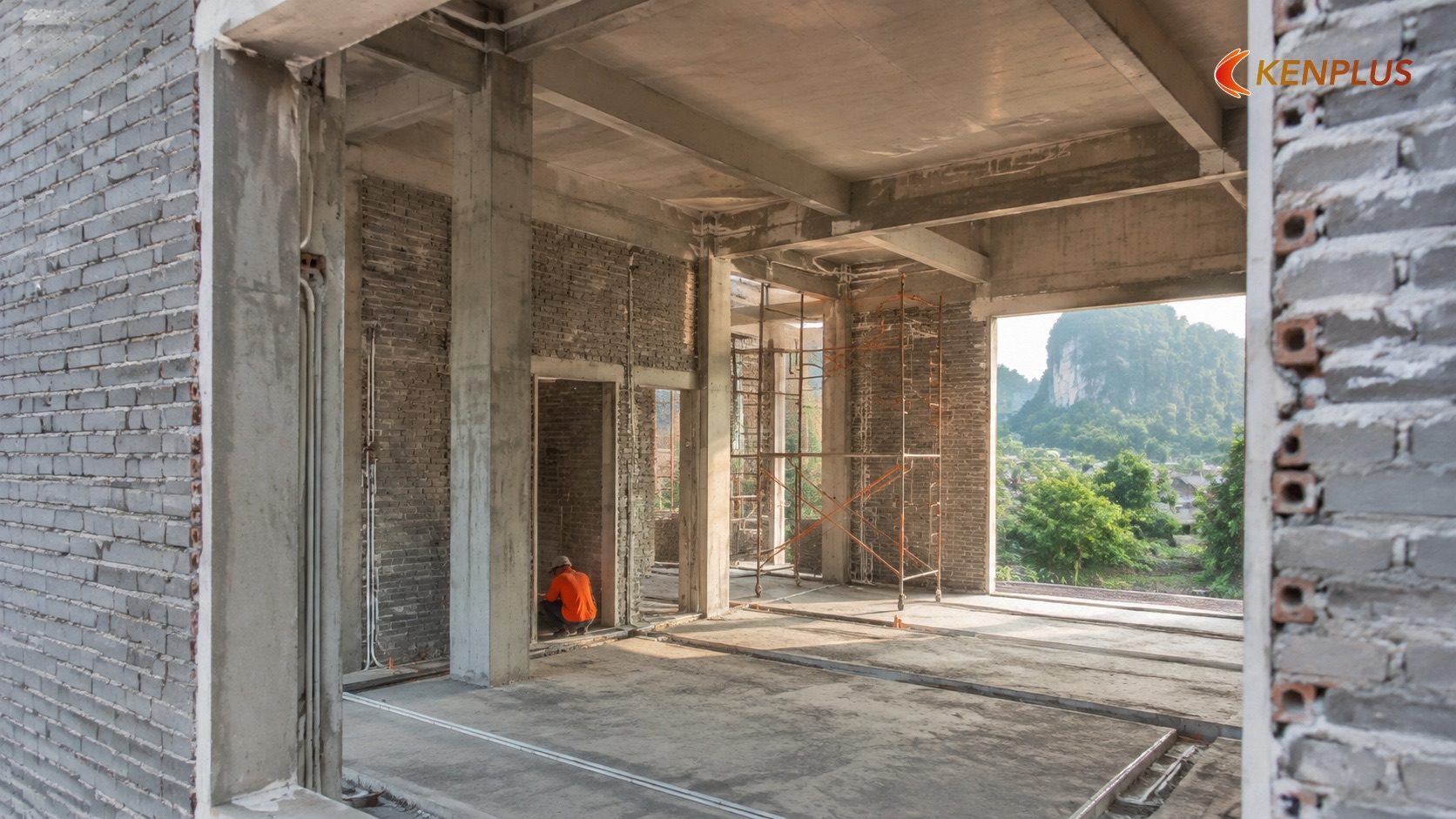 Giai đoạn 3: Thi công phần thô — khung kết cấu chính Giai đoạn 3: Thi công phần thô — khung kết cấu chính — Quy trình thi công homestay tại Ninh Bình: từ móng đến hoàn thiện