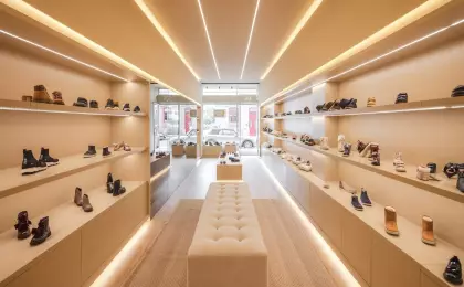 Mẫu thiết kế shop giày cao cấp Vila Conde