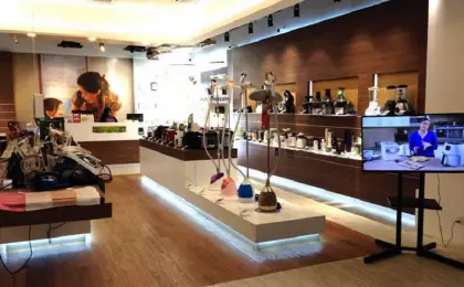 Thiết kế showroom đồ điện gia dụng Phúc Nguyệt