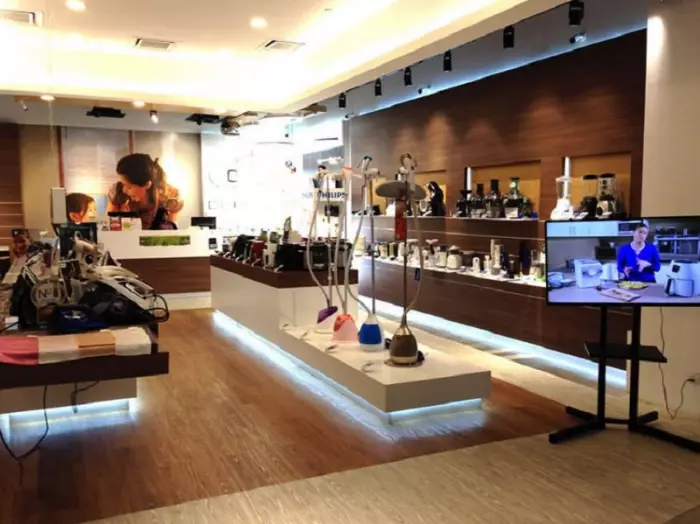 Thiết kế showroom đồ điện gia dụng Phúc Nguyệt
