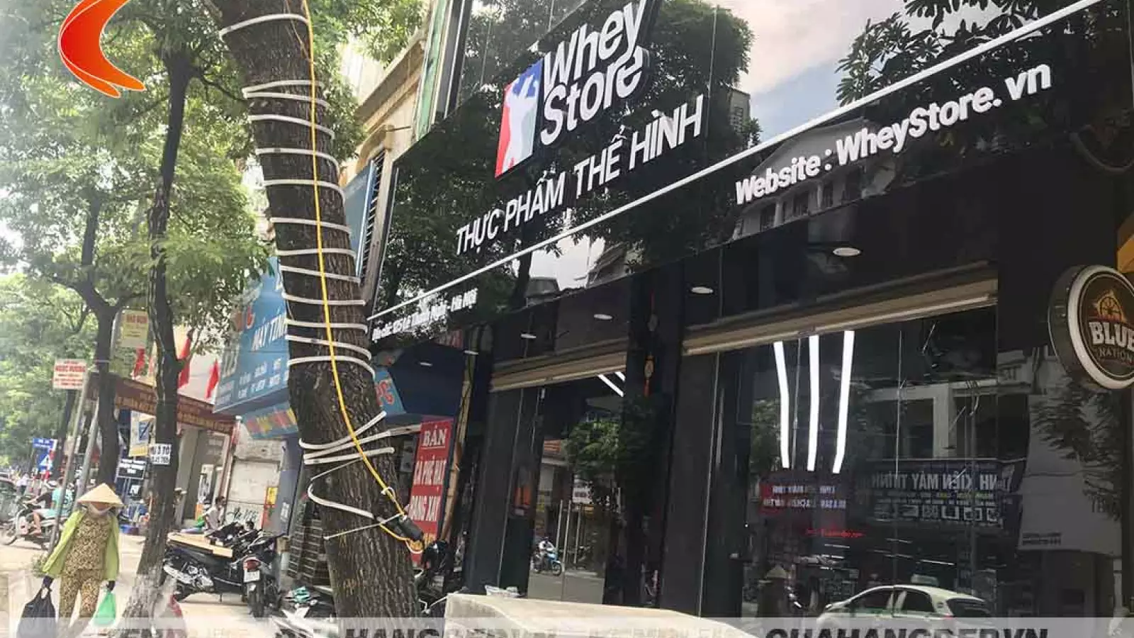 Thi công shop thực phẩm thể hình Whey Store tại Hà Nội
