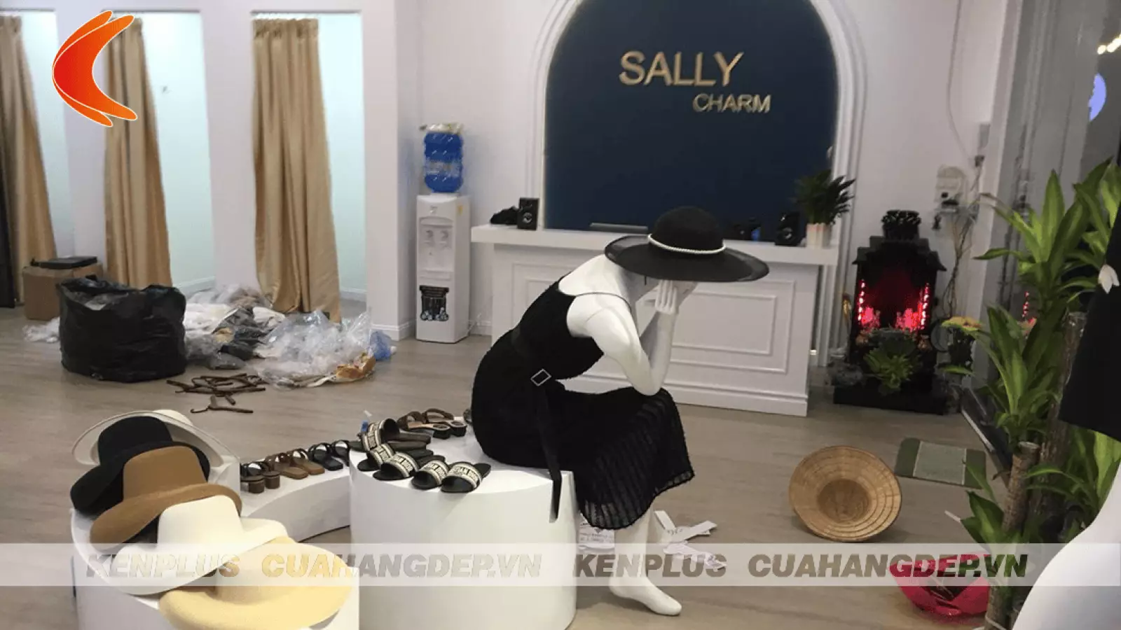 Thi công shop thời trang nữ Sally Charm – Quá trình lột xác đáng kinh ngạc