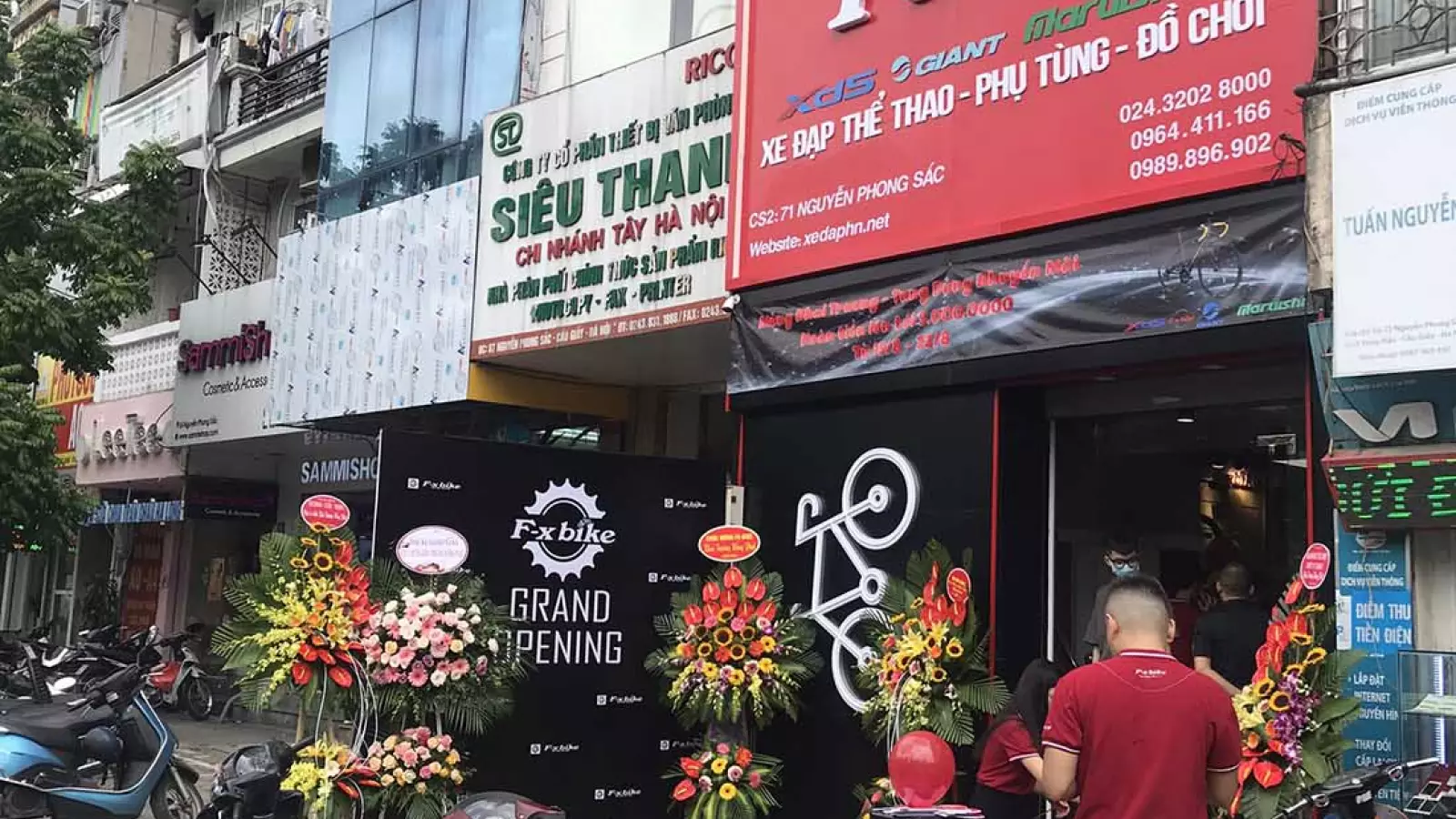 Thi công cửa hàng xe đạp Fx Bike tại Hà Nội