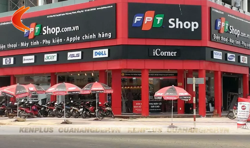 Mẫu thiết kế shop FPT - chuyên điện thoại, máy tính, phụ kiện