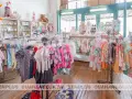 Bí quyết thiết kế shop thời trang trẻ em đáng yêu